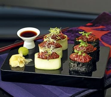2011-10-gunkan-maki-mit-tatar